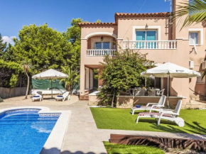 Villa Villa Paraiso by Interhome
